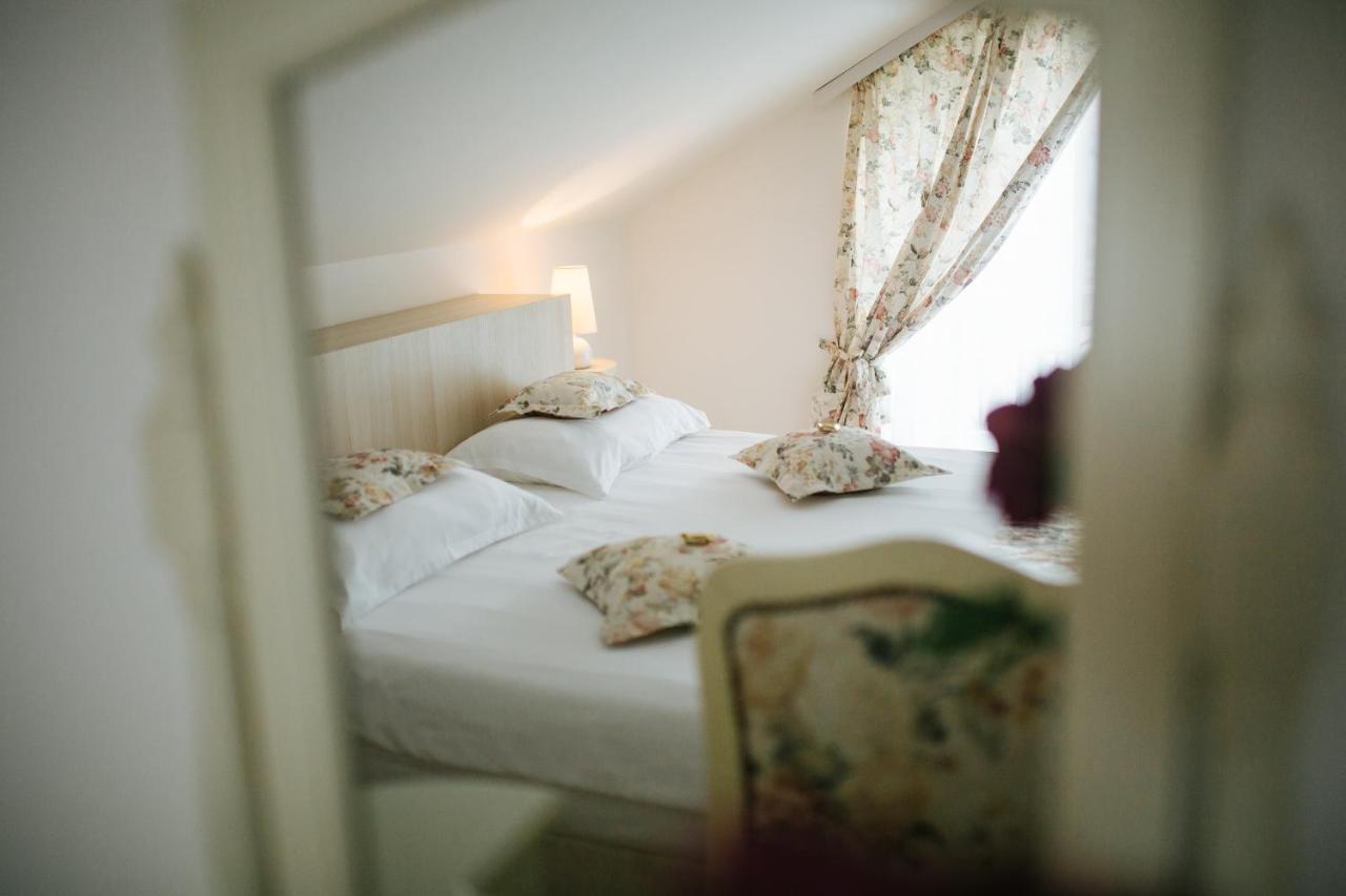 Garni Hotel Andric Sombor Esterno foto