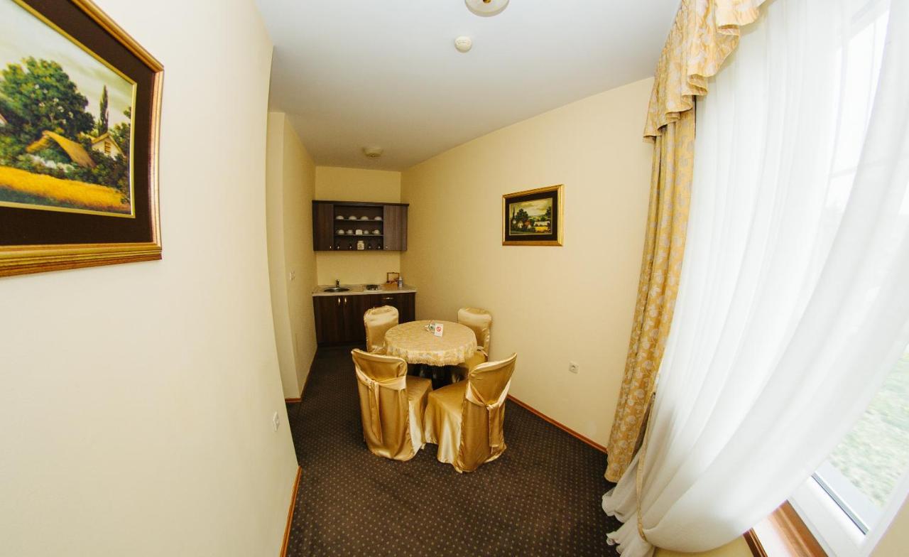 Garni Hotel Andric Sombor Esterno foto