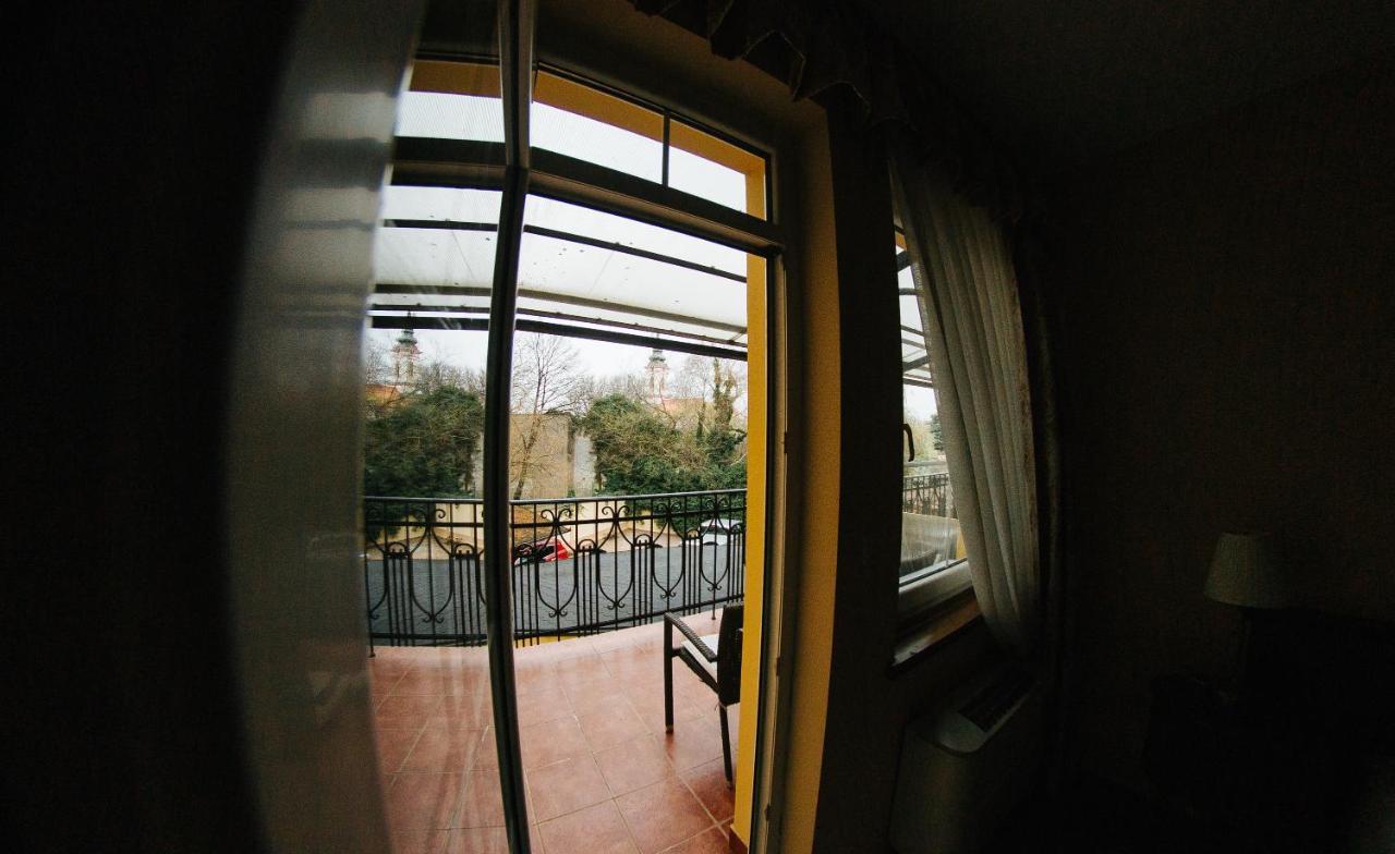 Garni Hotel Andric Sombor Esterno foto
