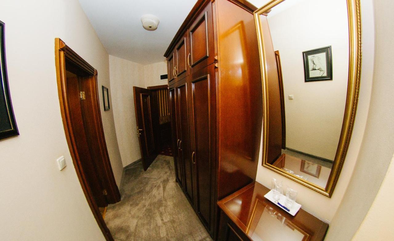Garni Hotel Andric Sombor Esterno foto