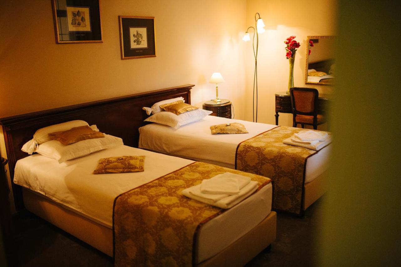 Garni Hotel Andric Sombor Esterno foto