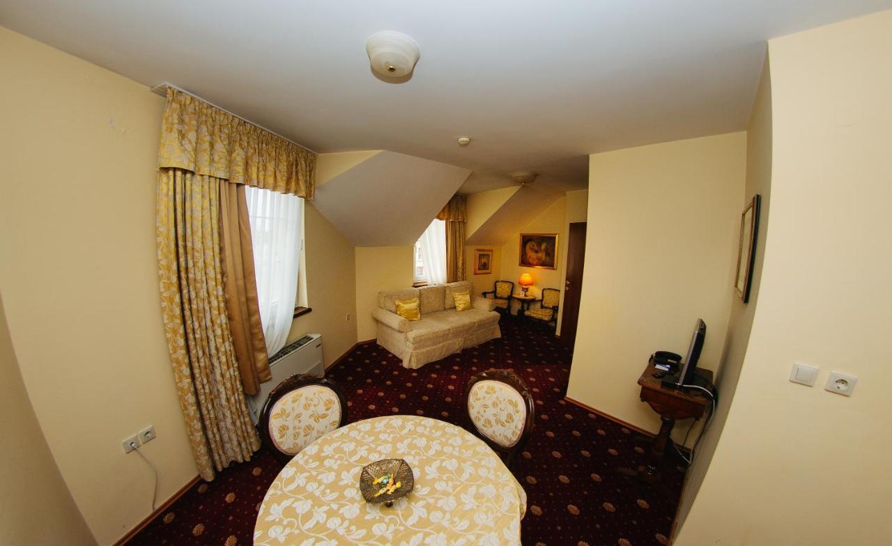 Garni Hotel Andric Sombor Esterno foto
