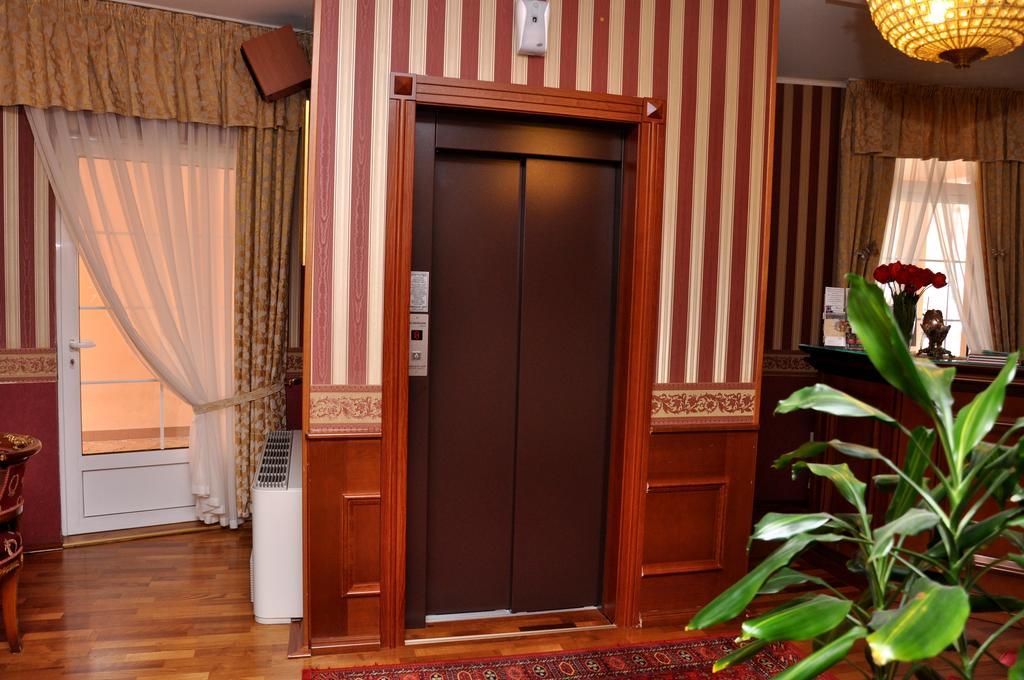 Garni Hotel Andric Sombor Esterno foto